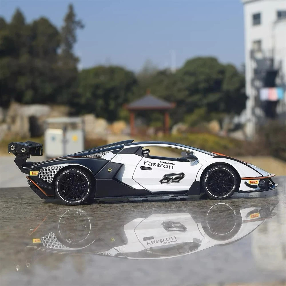[TOY] 1:24 Lamborghini 2020 Essenza SCV12 White Model Car Die-Cast