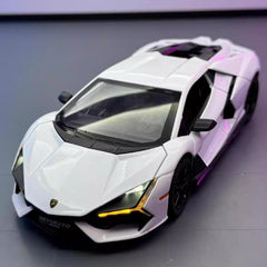 [TOY] 1:24 Lamborghini 2023 Revuelto bianco modellino di auto Die-Cast