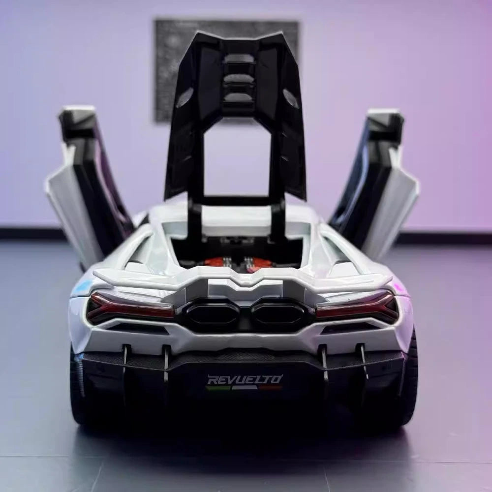 [TOY] 1:24 Lamborghini 2023 Revuelto bianco modellino di auto Die-Cast
