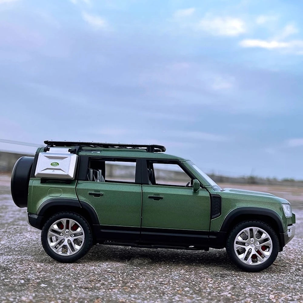 [TOY] 1:24 Land Rover 2019 Defender 110 Green Model Car Die-Cast