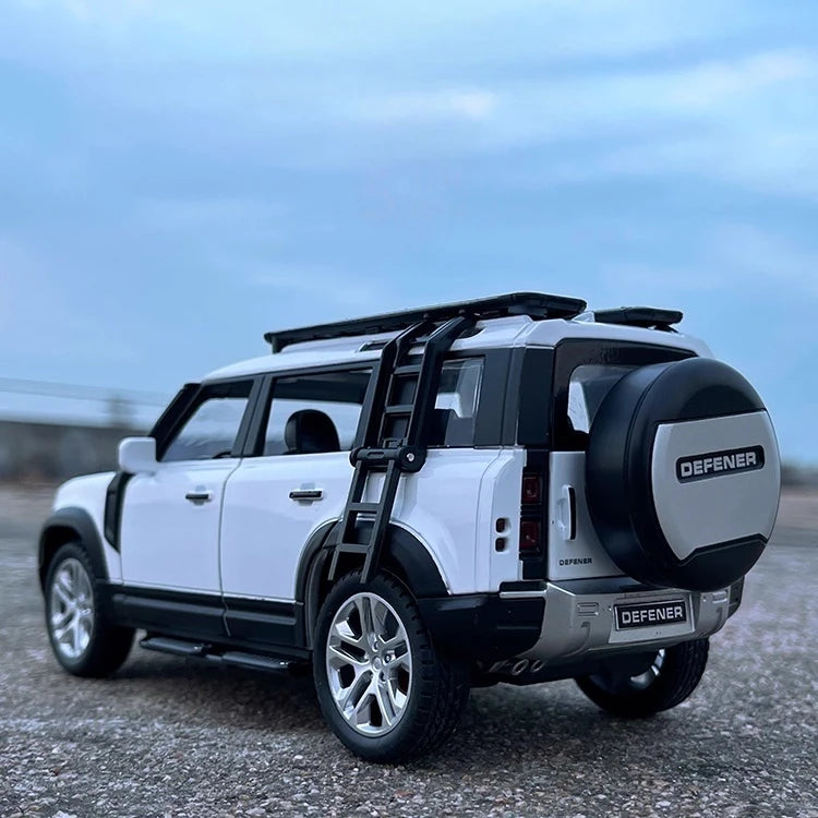 [TOY] 1:24 Land Rover 2019 Defender 110 White Model Car Die-Cast