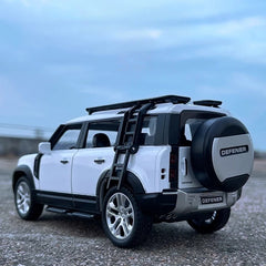 [TOY] 1:24 Land Rover 2019 Defender 110 bianco modellino di auto Die-Cast