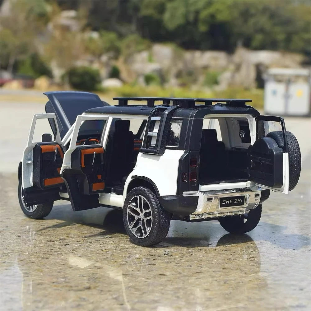 [TOY] 1:24 Land Rover 2020 Defender 110 White Model Car Die-Cast
