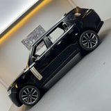 [TOY] 1:24 Land Rover 2022 Range Rover SV L460 Black Model Car Die-Cast