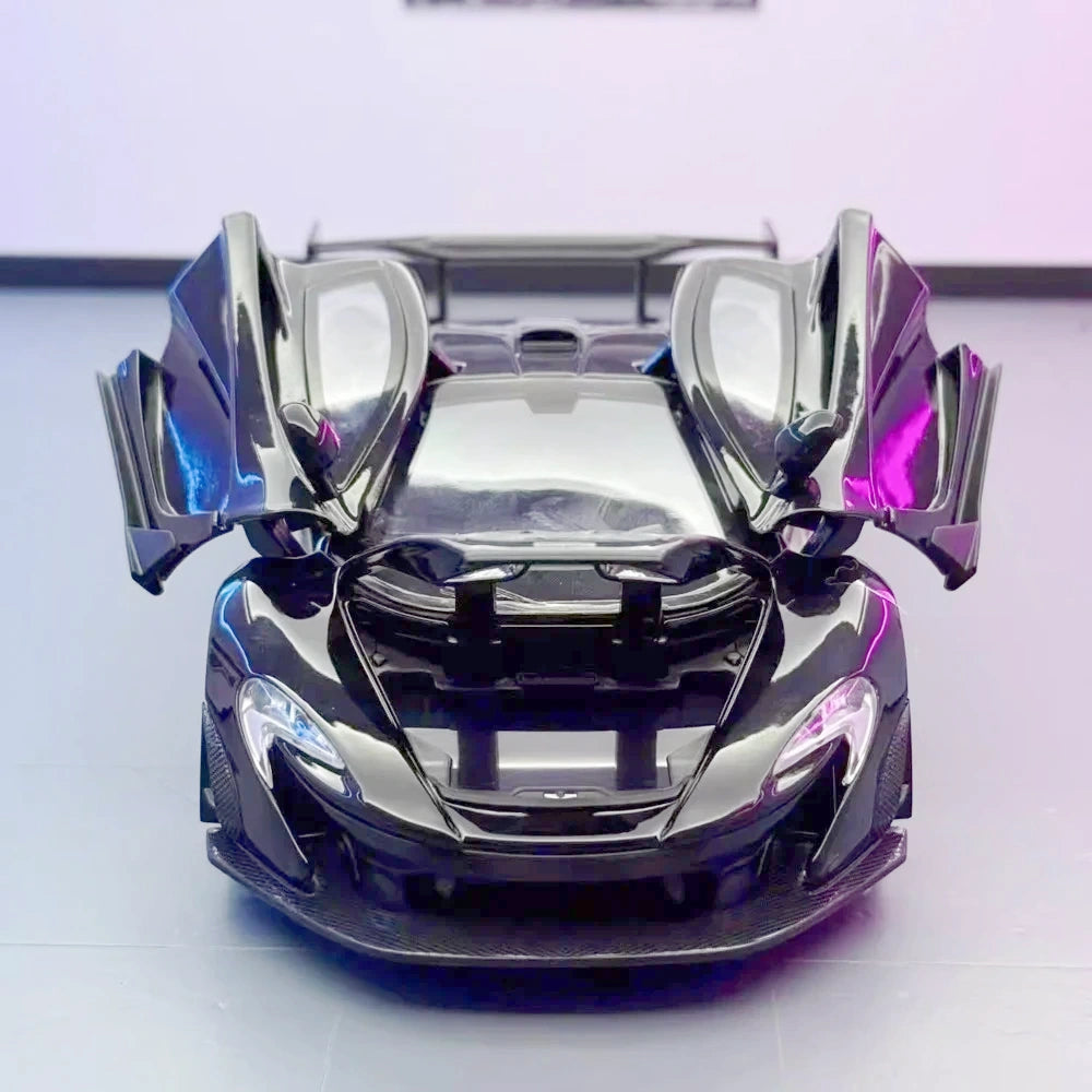 [TOY] 1:24 McLaren 2013 P1 nero modellino di auto Die-Cast