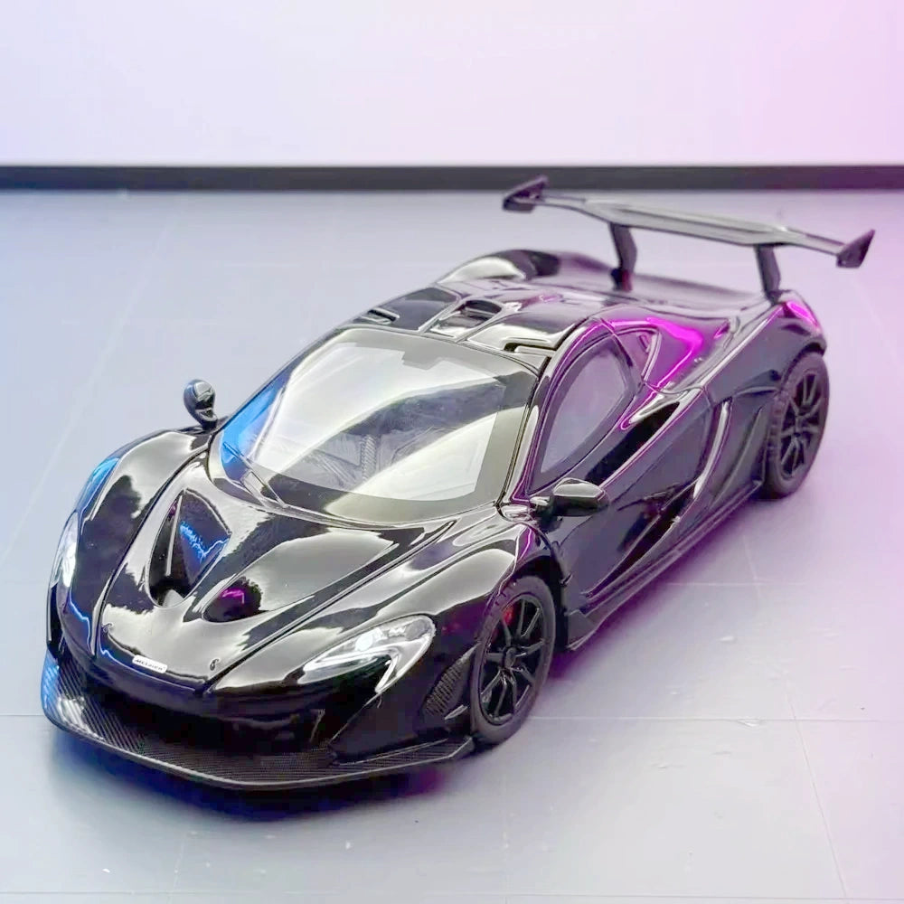 [TOY] 1:24 McLaren 2013 P1 nero modellino di auto Die-Cast