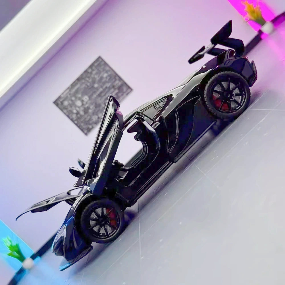 [TOY] 1:24 McLaren 2013 P1 nero modellino di auto Die-Cast