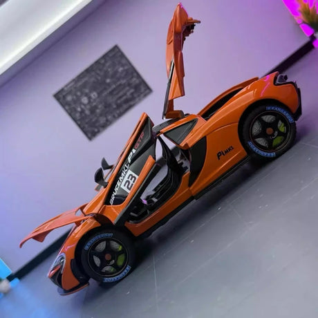 [TOY] 1:24 McLaren 2013 P1 GTR Orange Model Car Die-Cast