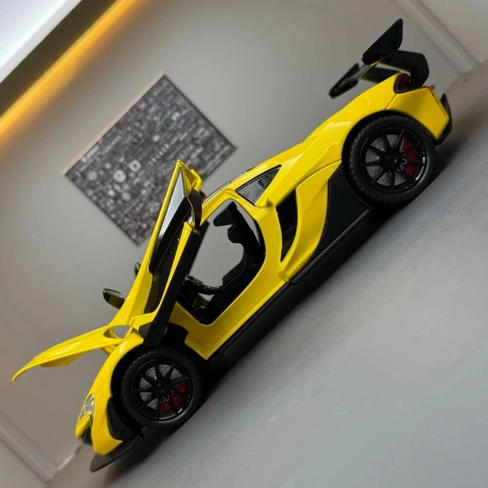 [TOY] 1:24 McLaren 2013 P1 Yellow Model Car Die-Cast