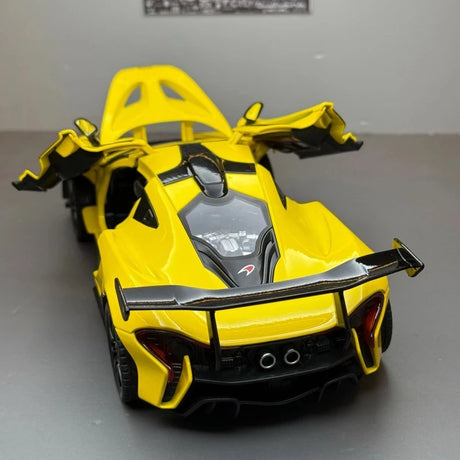 [TOY] 1:24 McLaren 2013 P1 Yellow Model Car Die-Cast
