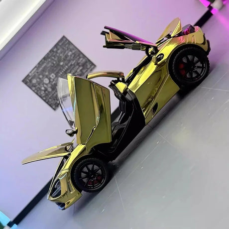 [TOY] 1:24 McLaren 2017 720S Gold Model Car Die-Cast