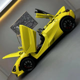 [TOY] 1:24 McLaren 2017 720S Yellow Model Car Die-Cast