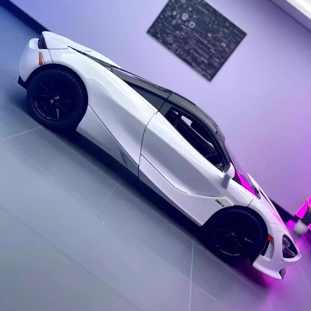 [TOY] 1:24 McLaren 2017 720S White Model Car Die-Cast