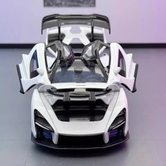 [TOY] 1:24 McLaren 2018 Senna bianco modellino di auto Die-Cast