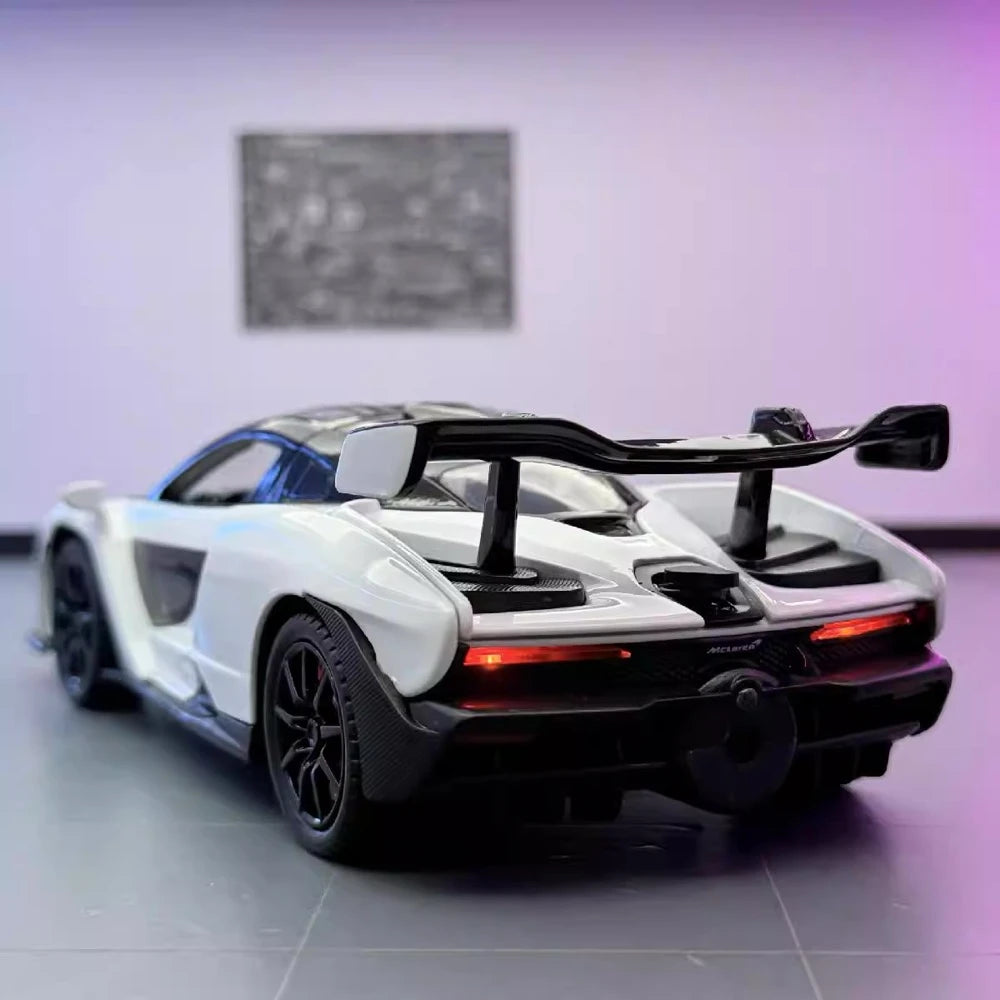 [TOY] 1:24 McLaren 2018 Senna ホワイト モデルカー Die-Cast