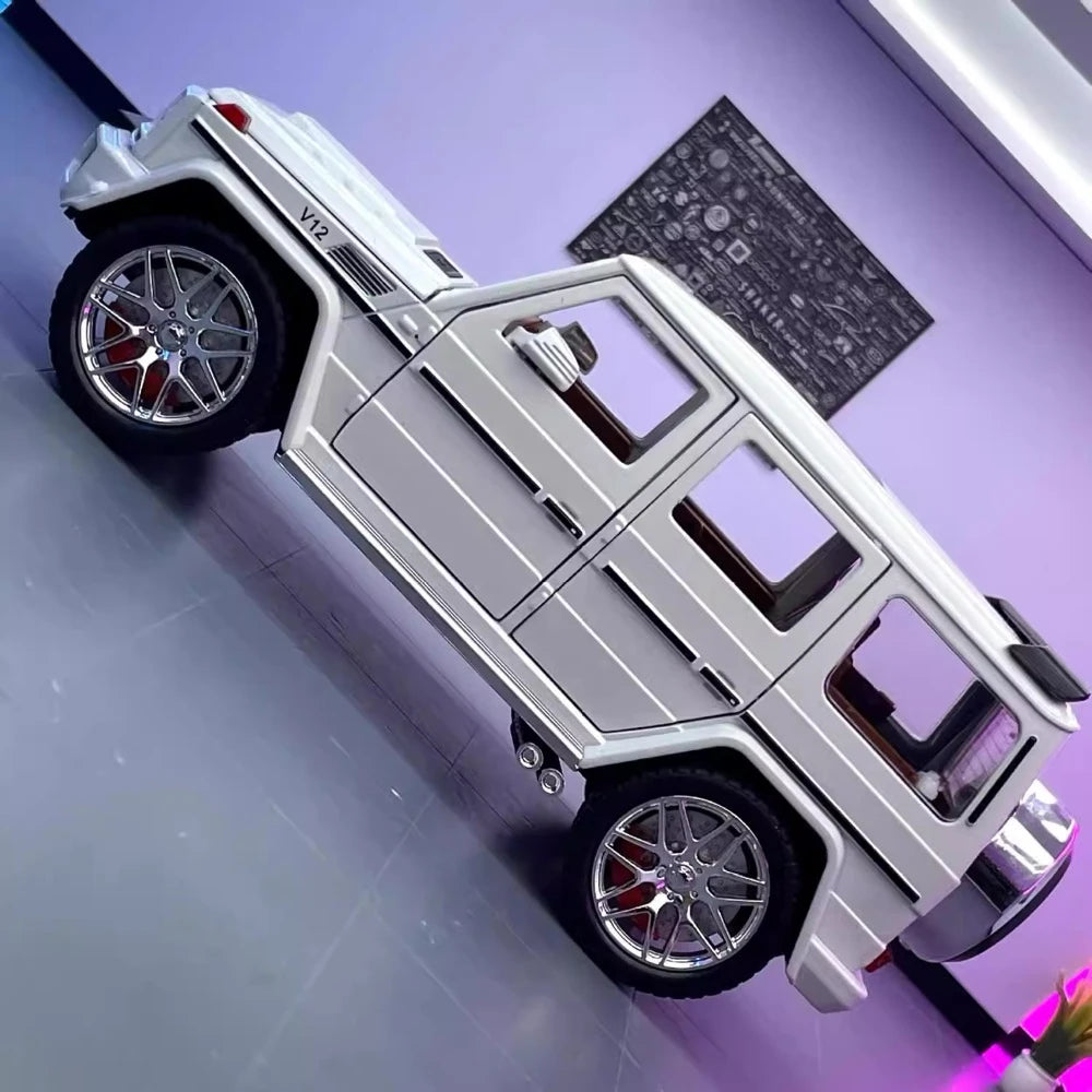 [TOY] 1:24 Mercedes-AMG 2015 G63 White Model Car Die-Cast
