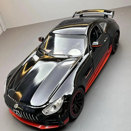 [TOY] 1:24 Mercedes-AMG 2018 GT R musta pienoismalli Die-Cast