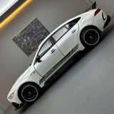 [TOY] 1:24 Mercedes-AMG 2018 GT63 White Model Car Die-Cast