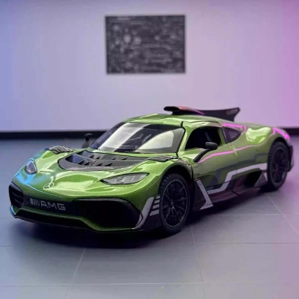 [TOY] 1:24 Mercedes-AMG 2022 One Green Model Car Die-Cast