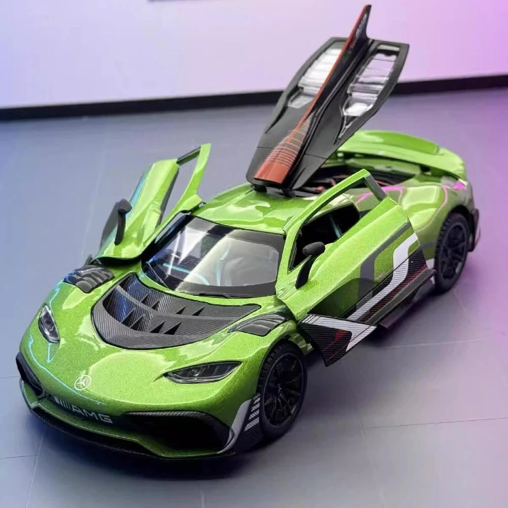 [TOY] 1:24 Mercedes-AMG 2022 One Green Model Car Die-Cast
