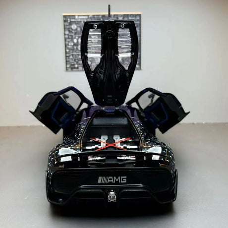 [TOY] 1:24 Mercedes-AMG 2022 One Purple Model Car Die-Cast