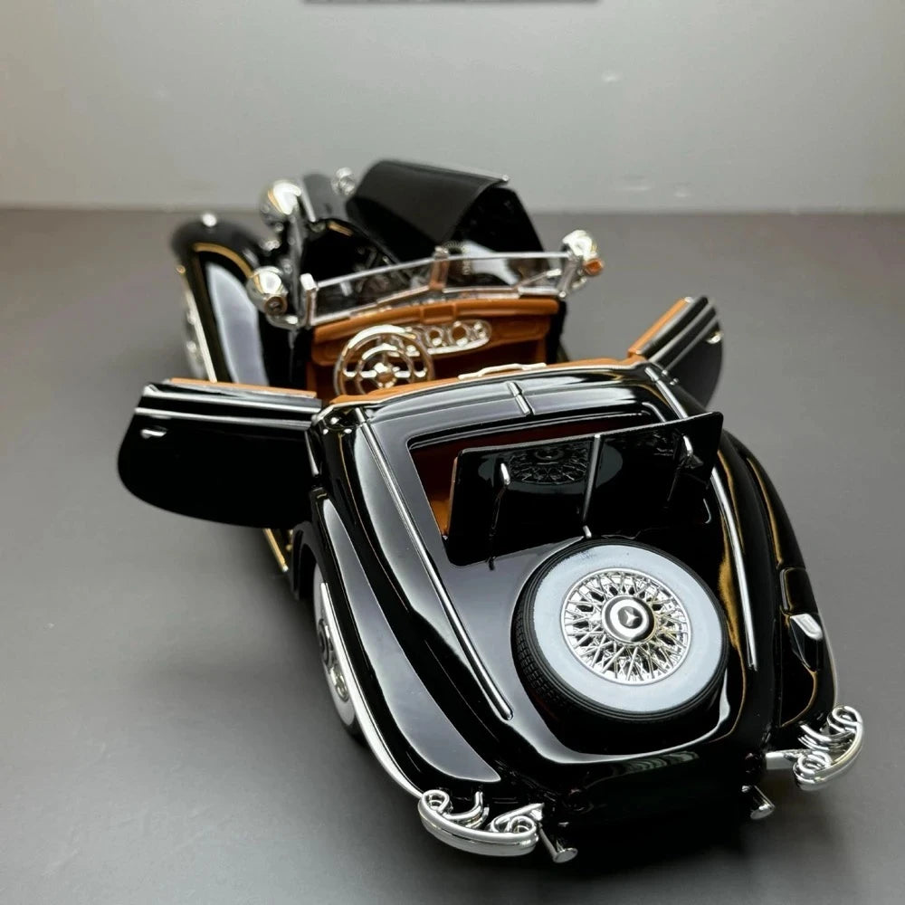[TOY] 1:24 Mercedes-Benz 1936 500K Black Model Car Die-Cast