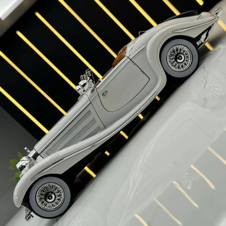 [TOY] 1:24 Mercedes-Benz 1936 500K White Model Car Die-Cast