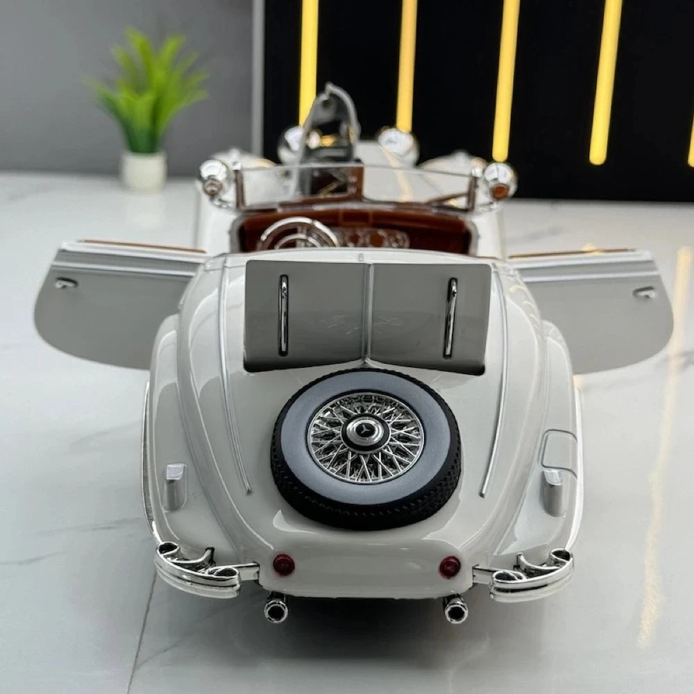 [TOY] 1:24 Mercedes-Benz 1936 500K White Model Car Die-Cast