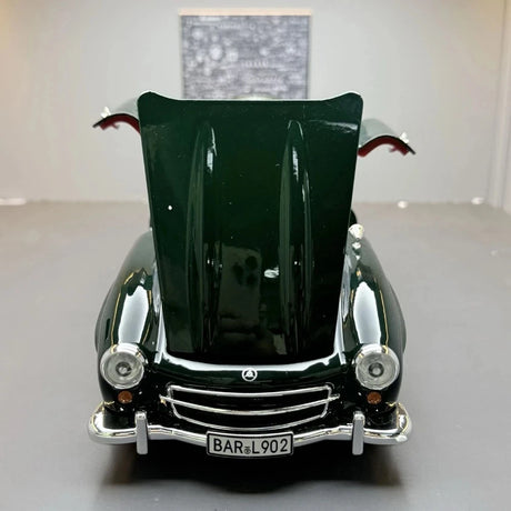 [TOY] 1:24 Mercedes-Benz 1954 300SL Green Model Car Die-Cast
