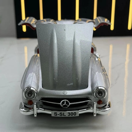 [TOY] 1:24 Mercedes-Benz 1954 300SL Silver Model Car Die-Cast