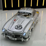 Mercedes-Benz 1954 300SL Silver #35 1:24 valumalli - näkymä 3