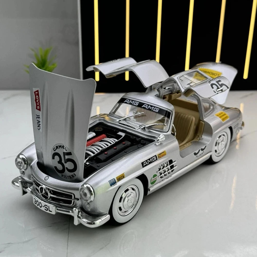 Mercedes-Benz 1954 300SL Silver #35 1:24 valumalli - näkymä 4