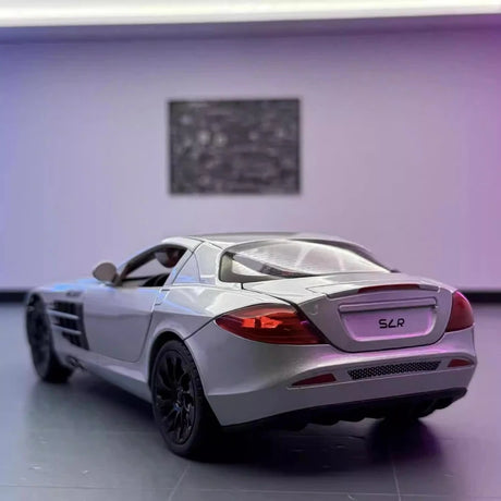[TOY] 1:24 Mercedes-Benz 2006 SLR McLaren 722 S Silver Model Car Die-Cast