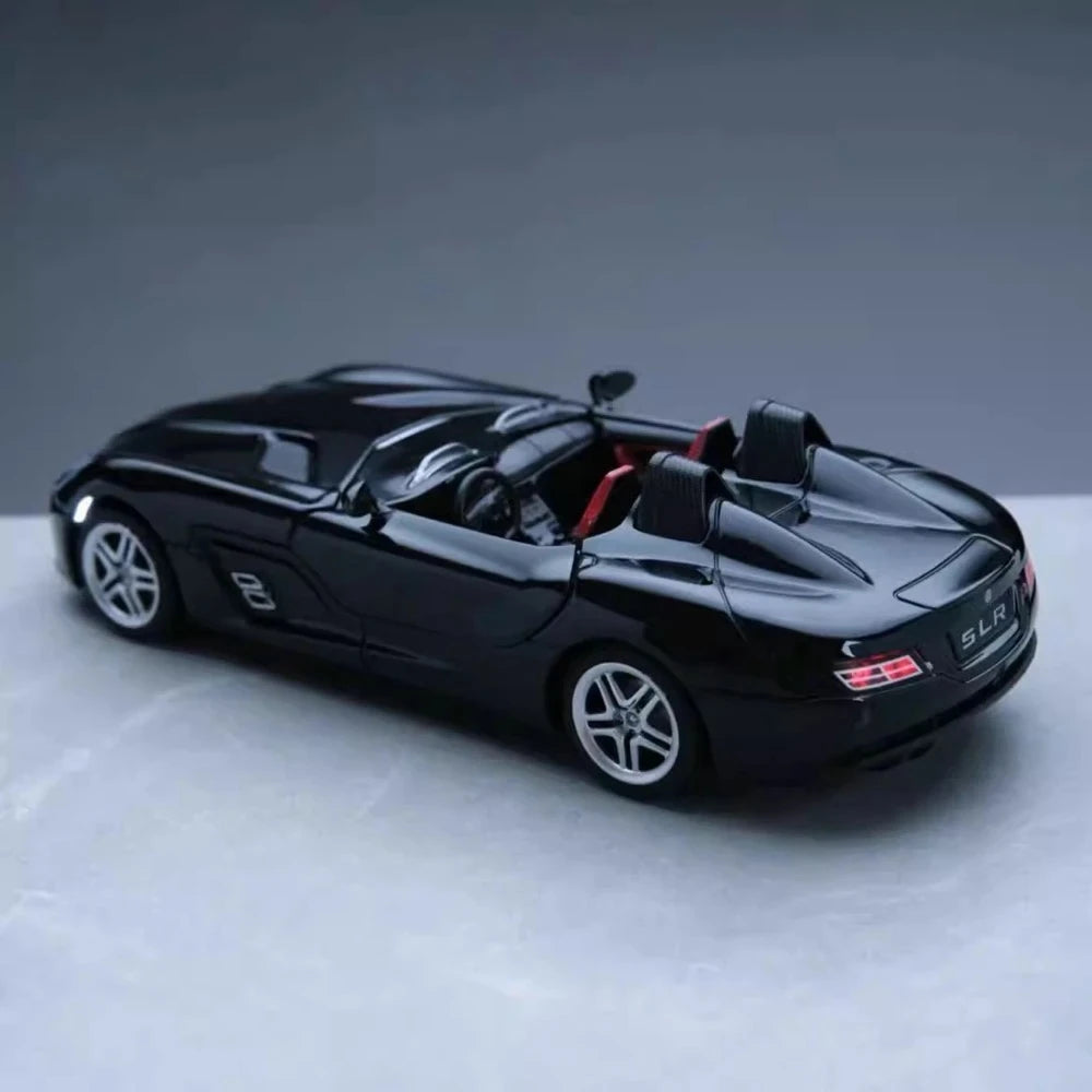 [TOY] 1:24 Mercedes-Benz 2009 SLR Stirling Moss noir voiture miniature Die-Cast