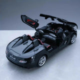 [TOY] 1:24 Mercedes-Benz 2009 SLR Stirling Moss svart modellbil Die-Cast
