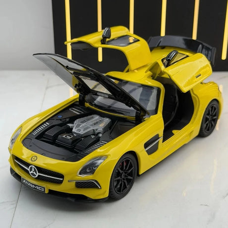 [TOY] 1:24 Mercedes-Benz 2013 SLS AMG Black Series Yellow Model Car Die-Cast