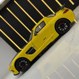 [TOY] 1:24 Mercedes-Benz 2013 SLS AMG noir Series jaune voiture miniature Die-Cast