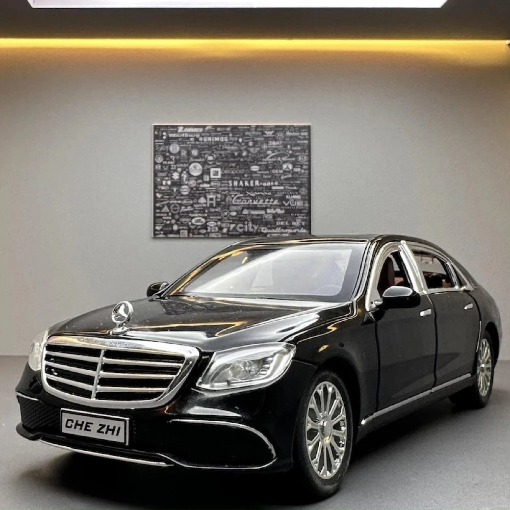 [TOY] 1:24 Mercedes-Benz 2016 E300L V213 Black Model Car Die-Cast