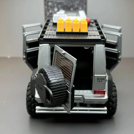 Mercedes-Brabus 2017 G550 4×4 Silver 1:24 – Modello espositivo in metallo pressofuso