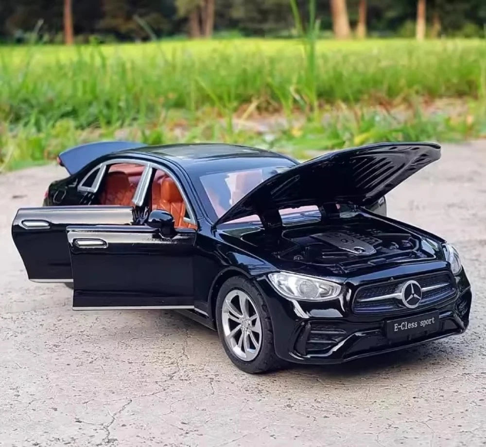 [TOY] 1:24 Mercedes-Benz 2017 E400 C238 nero modellino di auto Die-Cast
