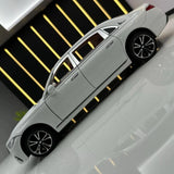 [TOY] 1:24 Mercedes-Benz 2017 E400 C238 ホワイト モデルカー Die-Cast