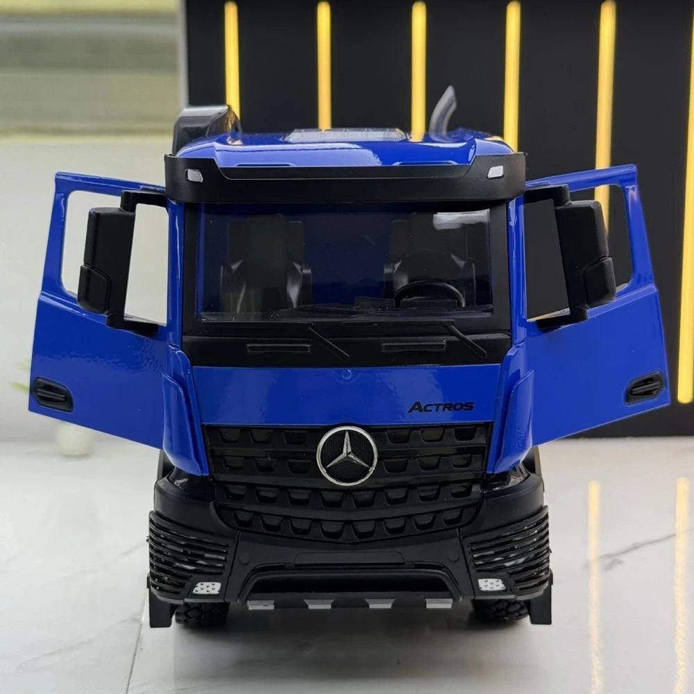 Mercedes-Benz 2018 Actros Blue 1:24 – Diecast Display Model Die-Cast
