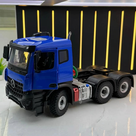 [TOY] 1:24 Mercedes-Benz 2018 Actros blu modellino di auto Die-Cast