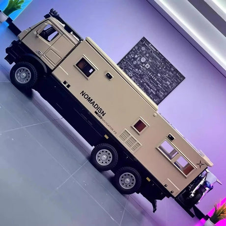[TOY] 1:24 Mercedes-Arocs 2022 Nomadism Navigator F II Yellow Model Car Die-Cast