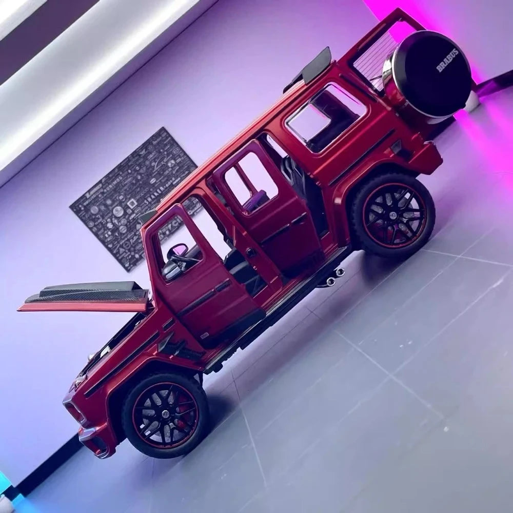 Mercedes-Brabus 2022 G800 4×4 أحمر 1:24 – نموذج عرض معدني مصبوب