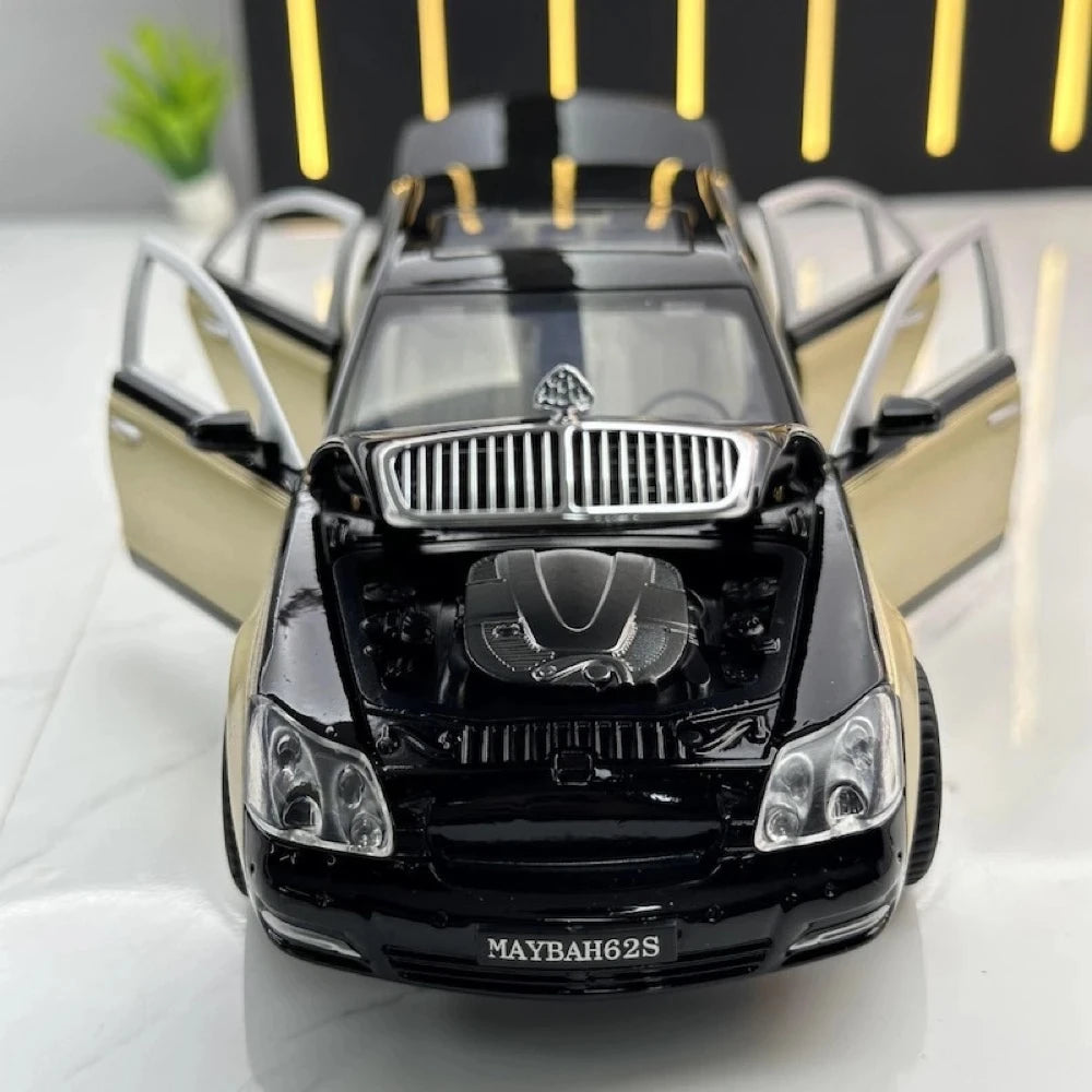 [TOY] 1:24 Mercedes-Maybach 2002 62S Gold Model Car Die-Cast