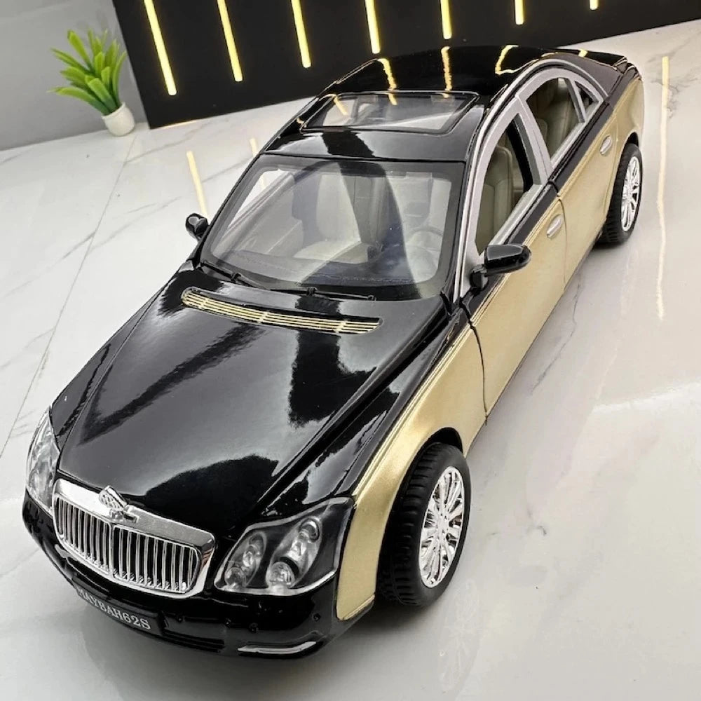 [TOY] 1:24 Mercedes-Maybach 2002 62S Gold Model Car Die-Cast