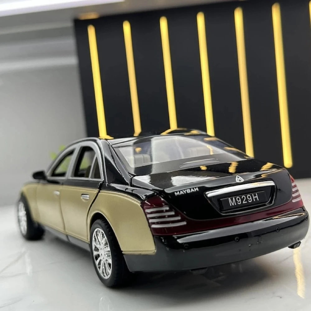 [TOY] 1:24 Mercedes-Maybach 2002 62S Gold Model Car Die-Cast