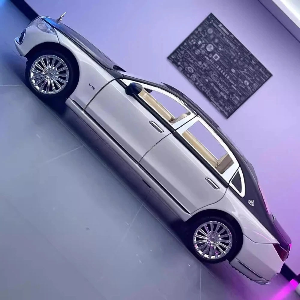 Mercedes-Maybach 2021 S680 أبيض 1:24 – نموذج عرض معدني مصبوب