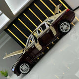 Mercedes-Maybach 2021 S680 Wine 1:24 – painevalettu vitriinimalli